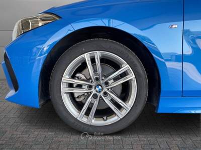 BMW Serie 1 118d 118d 2024 - KM0 | 150CV DIESEL | BUSINESS Blu/Azzurro usata Lamezia Terme