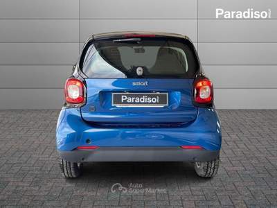 Smart ForTwo eqPASSION - 4,6kW | 56CV | 2019 Blu/Azzurro usata Lamezia Terme