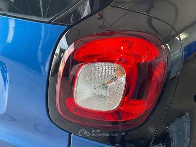 Smart ForTwo eqPASSION - 4,6kW | 56CV | 2019 Blu/Azzurro usata Lamezia Terme