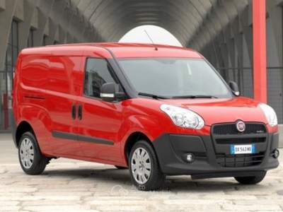 Fiat Doblò 3ª serie 1.6 MJT 105CV PC Combi N1 Grigio usata San Vitaliano