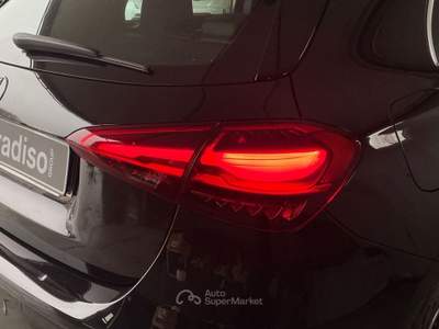 Mercedes-Benz Classe A A250e PHEV 2025 - KM0 | 1.3 - 218CV | AMG LINE Nero usata Lamezia Terme