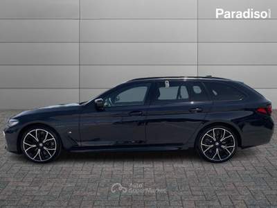 BMW Serie 5 520d 520D TOURING XDRIVE 2025 - KM0 | 197CV | MSPORT Nero usata Lamezia Terme