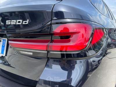 BMW Serie 5 520d 520D TOURING XDRIVE 2025 - KM0 | 197CV | MSPORT Nero usata Lamezia Terme