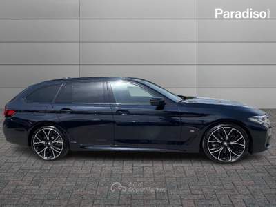 BMW Serie 5 520d 520D TOURING XDRIVE 2025 - KM0 | 197CV | MSPORT Nero usata Lamezia Terme