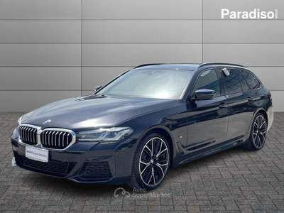BMW Serie 5 520d 520D TOURING XDRIVE 2025 - KM0 | 197CV | MSPORT Nero usata Lamezia Terme