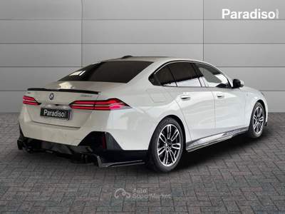 BMW Serie 5 520d 520D XDRIVE - KM0 | 197CV DIESEL | MPERFORMANCE Bianco usata Lamezia Terme
