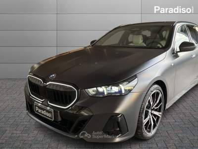 BMW Serie 5 520d 520d - TOURING - KM0 | XDRIVE - MSPORT - 2025 Grigio usata Lamezia Terme