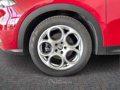 Alfa Romeo Tonale SPRINT - 2024 - 1.5 | 130CV HYBRID Rosso usata Lamezia Terme