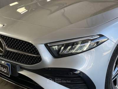 Mercedes-Benz Classe A A250e PHEV 2024 | 1.3 - 218CV | AMG LINE Grigio usata Lamezia Terme