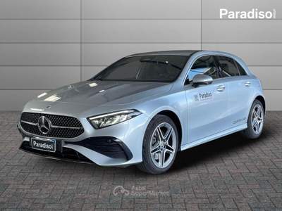 Mercedes-Benz Classe A A250e PHEV 2024 | 1.3 - 218CV | AMG LINE Grigio usata Lamezia Terme