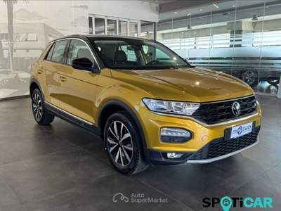 Volkswagen T-Roc 2.0 TDI SCR Style BlueMotion Technology Giallo usata San Vitaliano