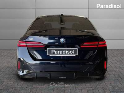 BMW i5 M60 XDRIVE 2023 - KM0 | 601CV | MPERFORMANCE Nero usata Lamezia Terme