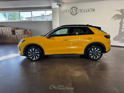 Volkswagen T-Roc 2ª serie 1.5 eTSI ACT DSG Life Giallo usata San Vitaliano