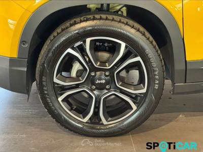 Jeep Avenger 1.2 Turbo 100 CV Summit Giallo usata San Vitaliano
