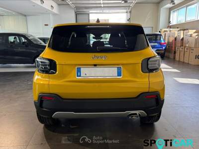 Jeep Avenger 1.2 Turbo 100 CV Summit Giallo usata San Vitaliano