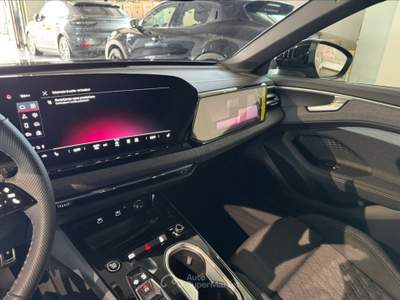 Audi A6 6ª serie TDI 150 kW S tronic S line edition Blu/Azzurro usata San Vitaliano