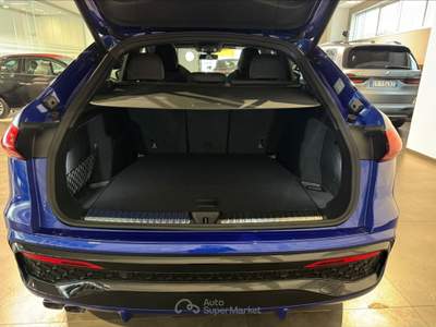 Audi Q5 3ª serie Sportback 2.0 tdi mhev+ S line edition quattro 204cv s-tronic Blu/Azzurro usata San Vitaliano