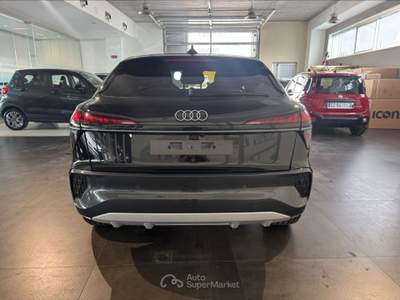Audi Q3 3ª serie SPB TDI 110 kW S tronic S Line edition Nero usata San Vitaliano