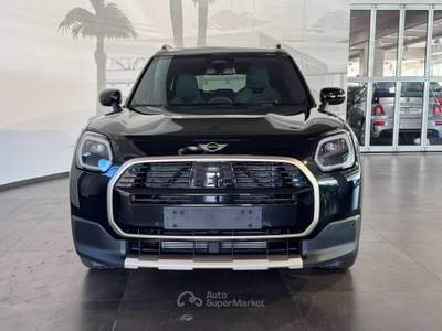 MINI Countryman C 48V Favoured Nero usata San Vitaliano