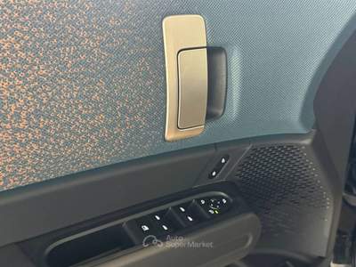 MINI Countryman C 48V Favoured Nero usata San Vitaliano