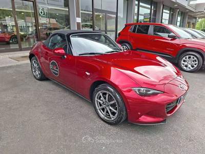 Mazda MX-5 MX-5 IV 2015 Soft Top 1.5 Exclusive-Line Driver Assistance Rosso usata Massa