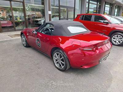 Mazda MX-5 MX-5 IV 2015 Soft Top 1.5 Exclusive-Line Driver Assistance Rosso usata Massa