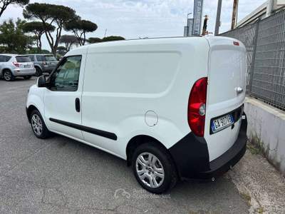 Fiat Doblò 1.6 mjt 16v VAN Bianco usata Roma