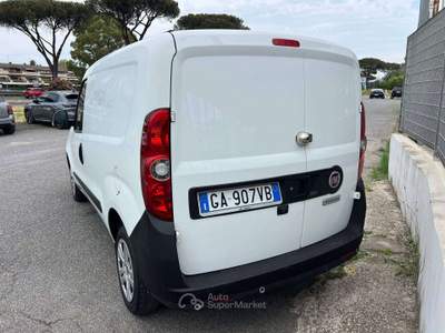 Fiat Doblò 1.6 mjt 16v VAN Bianco usata Roma