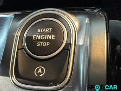 Mercedes-Benz Classe GLB Classe (X247) 200 d Automatic 4Matic Premium Blu/Azzurro usata San Vitaliano