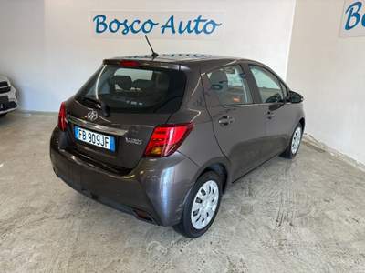 Toyota Yaris Yaris 5p 1.4 d-4d Active E6 Grigio usata Borgo San Dalmazzo
