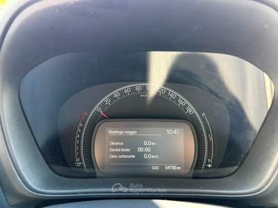 Toyota Aygo X 1.0 VVT-i 72 CV 5 porte Lounge Air Bianco usata Formello