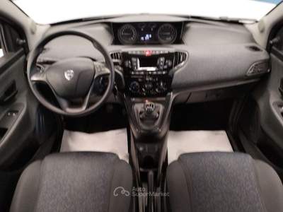 Lancia Ypsilon Ypsilon 1.0 FireFly 5 porte S&S Hybrid Ecochic Silver Blu/Azzurro usata Prato