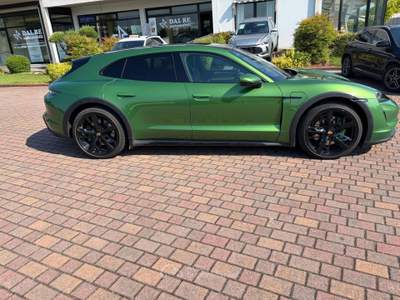 Porsche Taycan 4 Sport Turismo Verde usata Montagnana
