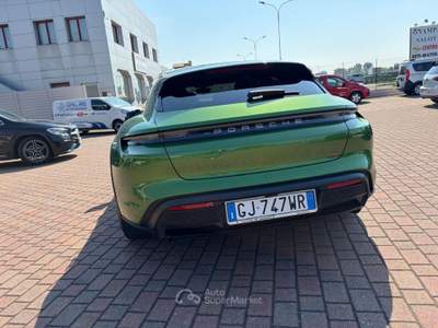 Porsche Taycan 4 Sport Turismo Verde usata Montagnana