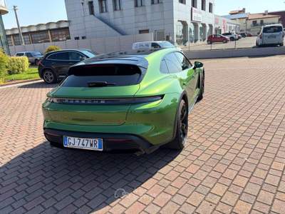 Porsche Taycan 4 Sport Turismo Verde usata Montagnana