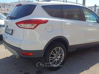 Ford Kuga 4WD Powershift Titanium X Bianco usata Massafra