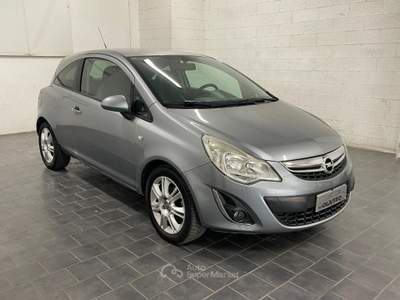 Opel Corsa 1.2 85CV 3 porte GPL-TECH-UNIPRO Grigio usata Fossano