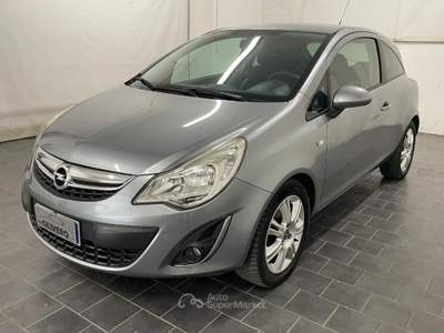 Opel Corsa 1.2 85CV 3 porte GPL-TECH-UNIPRO Grigio usata Fossano