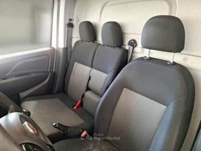 Fiat Doblò FIAT DOBLO CARGO CH1 LOUNGE 1.3 Mjet 95cv E6D S&S usata Verona