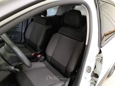 Citroen C3 CITROEN C3 PURETECH 83 SES SHINE NEO PATENTATI 5 PORTE BERLINA usata Casei Gerola