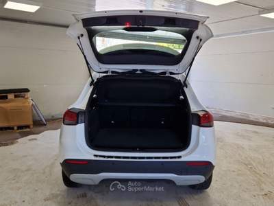 Mercedes-Benz GLA MERCEDES-BENZ CLASSE GLA GLA 200 D AUTOMATIC BUSINESS EXTRA CROSSOVER usata Pozzuoli