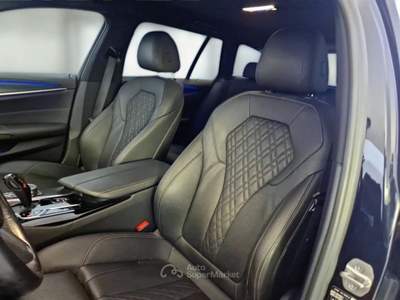 BMW Serie 5 530d BMW SERIE 5 530D 183KW 48V XD MSPORT AUTO TOURING STATION WAGON usata Bari