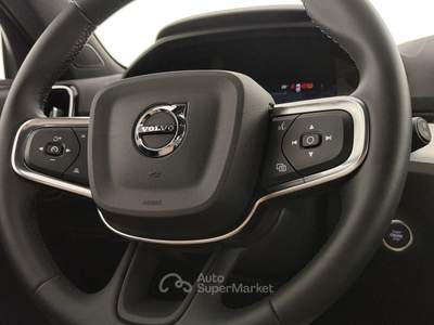 Volvo XC40 Xc40 2.0 b3 core auto Nero usata Cuneo