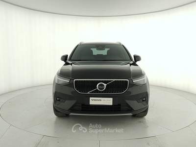 Volvo XC40 Xc40 2.0 b3 core auto Nero usata Cuneo
