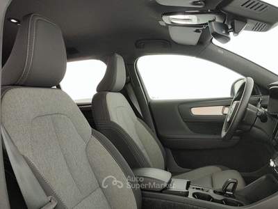Volvo XC40 Xc40 2.0 b3 core auto Nero usata Cuneo