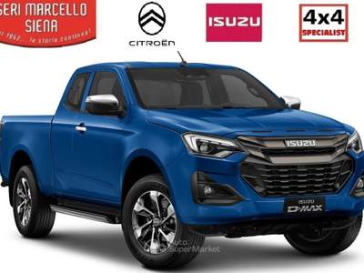 Isuzu D-Max NEW SPACE 2.2 Ddi PRESTIGE A/T Bianco usata Siena