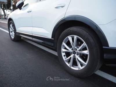 Audi Q3 SPB 35 TDI S line edition autom Bianco usata Bari