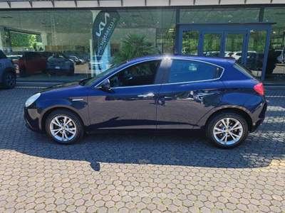 Alfa Romeo Giulietta ALFA GIULIETTA 1.6 MJT DISTINCTIVE.GUIDABILE DA NEOPATENTATI Blu/Azzurro usata Pian Camuno