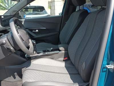Peugeot 2008 1200 PURETECH ALLURE 100CV NAV CARPLAY CAM PAN"17  Blu/Azzurro usata Pistoia