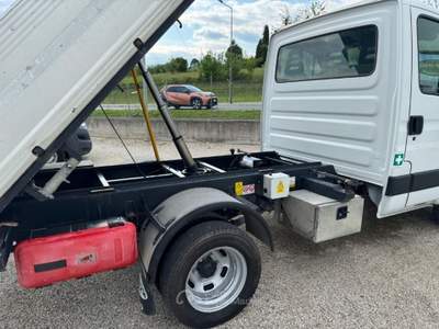 Iveco Daily 35C10 con cassone ribaltabile trilaterale Bianco usata San Zenone degli Ezzelini